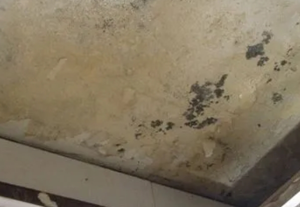 福建阳台漏水维修公司分享下福建卫生间渗水维修需要注意哪些问题。